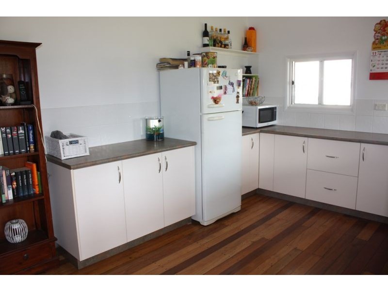 18 Petersen, Mareeba QLD 4880