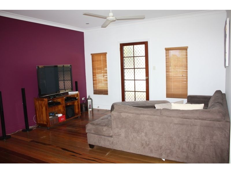 18 Petersen, Mareeba QLD 4880