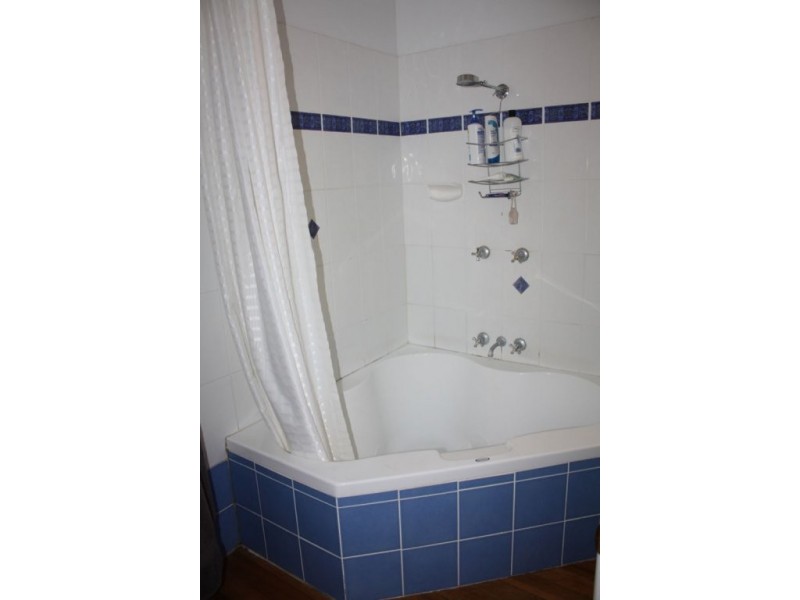 18 Petersen, Mareeba QLD 4880