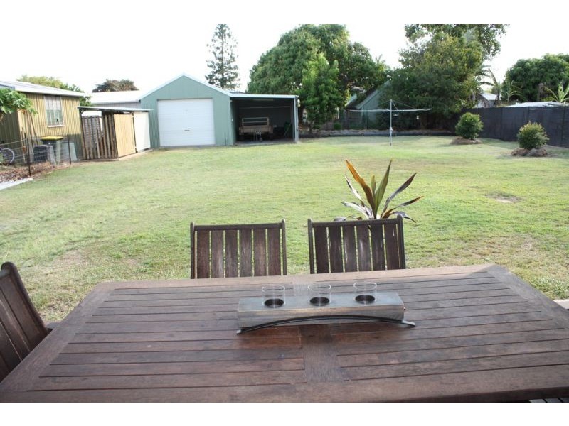 18 Petersen, Mareeba QLD 4880