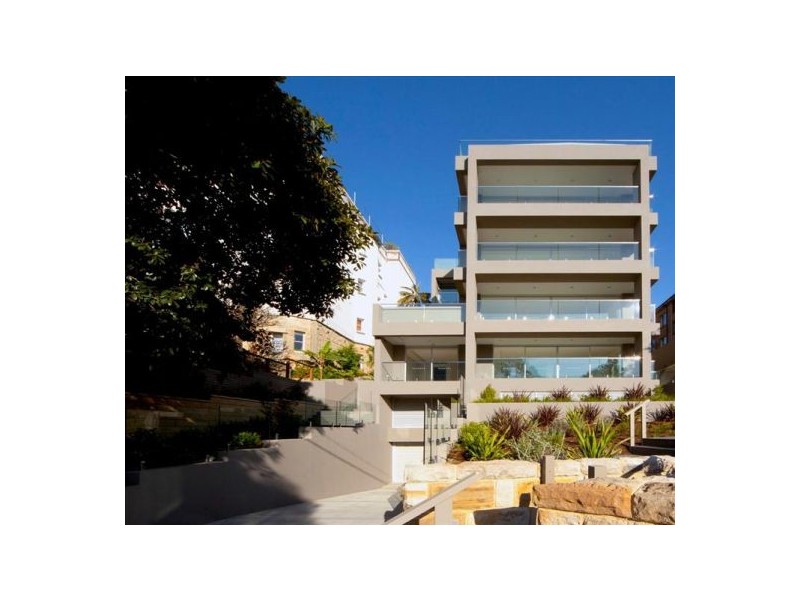 28 East Cres, Mcmahons Point NSW 2060