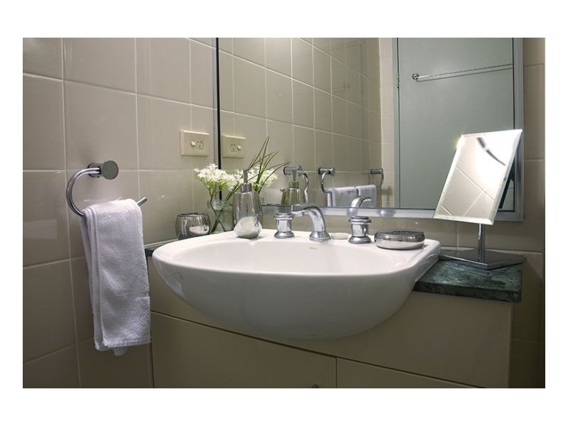 1 Hosking Pl, Sydney NSW 2000