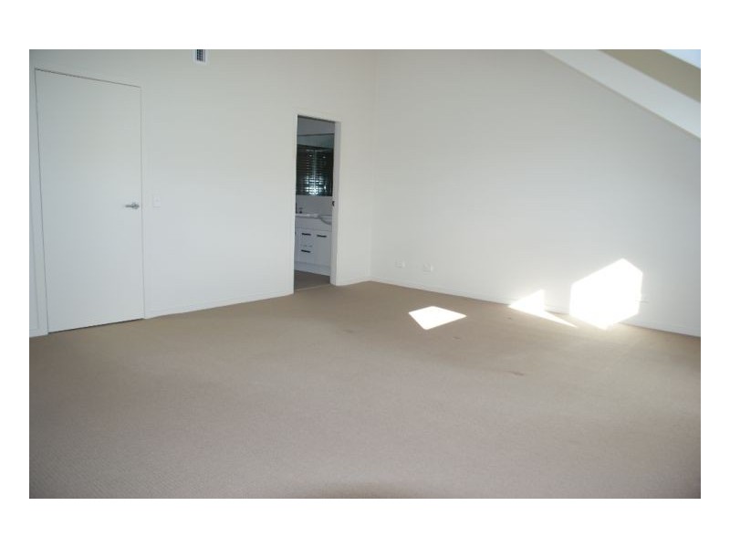 30 Stephen Road, Botany NSW 2019