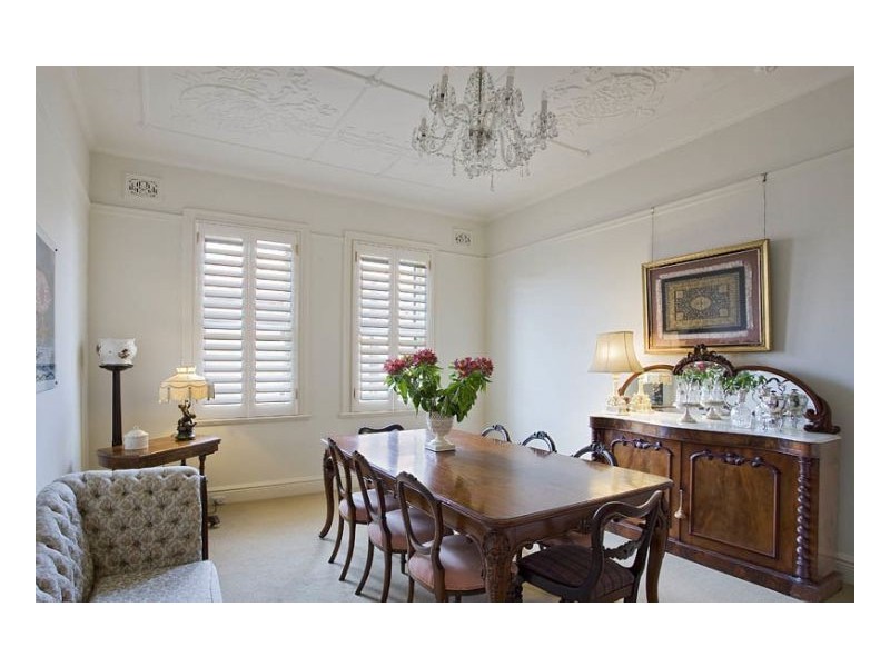 130 Bondi Rd, Bondi NSW 2026