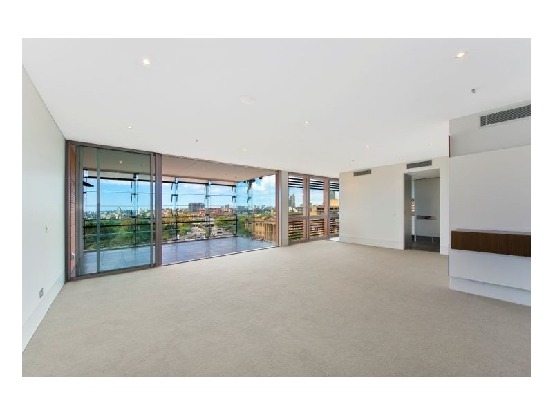155 Macquarie St, Sydney NSW 2000