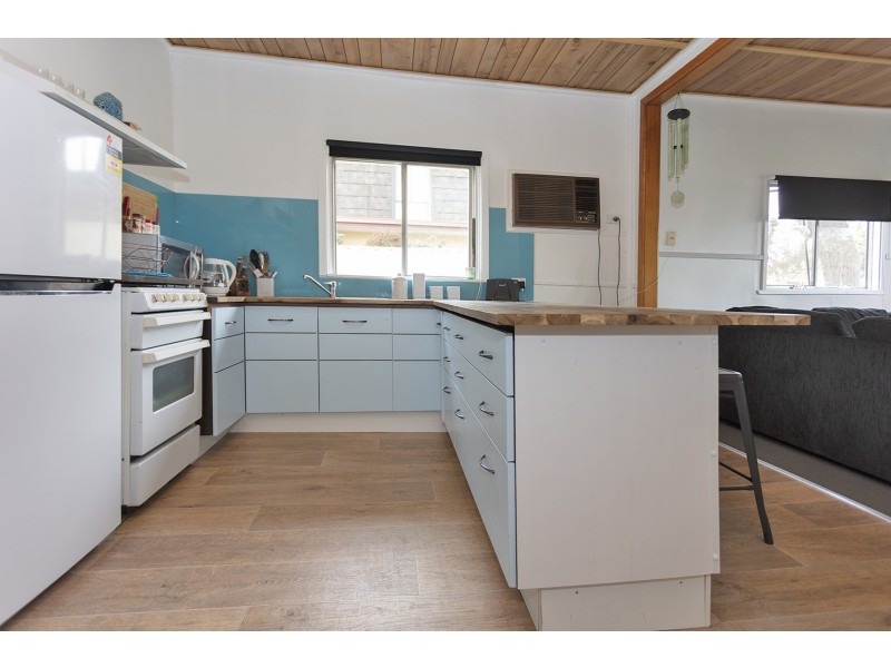 451 Ashford Street, Lavington NSW 2641