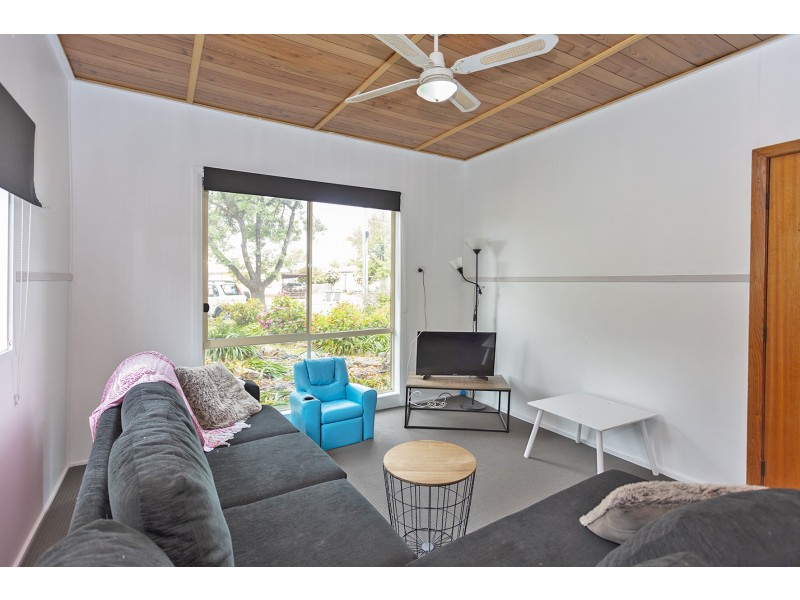 451 Ashford Street, Lavington NSW 2641