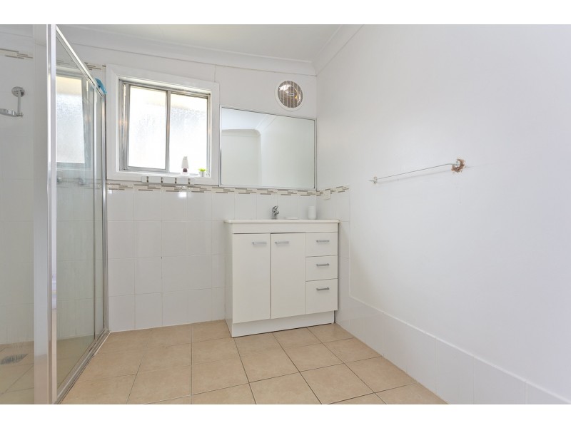 451 Ashford Street, Lavington NSW 2641
