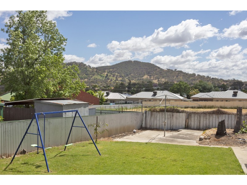 286 Vickers Road, Lavington NSW 2641