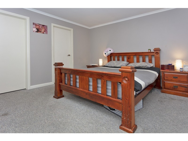 15 Donnolley Court, Lavington NSW 2641