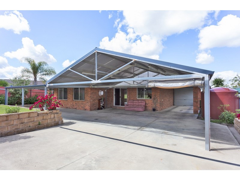 12 Dimbanna Court, Springdale Heights NSW 2641