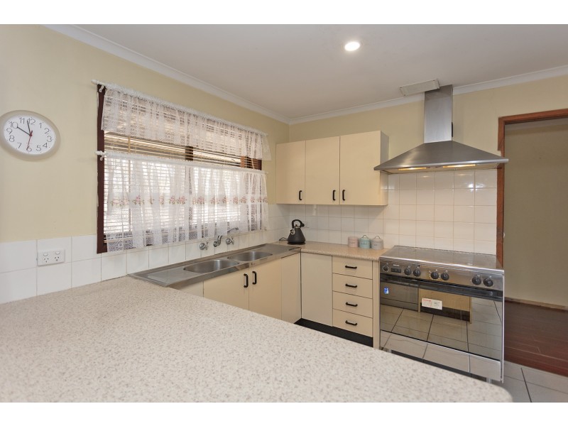 28 Yellow Gum Way, Thurgoona NSW 2640