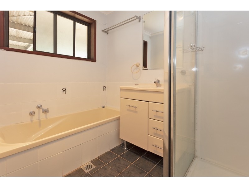 28 Yellow Gum Way, Thurgoona NSW 2640