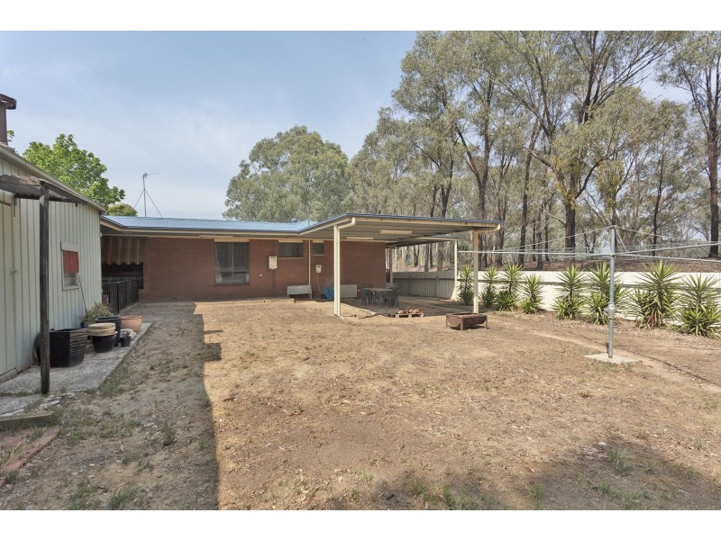 28 Yellow Gum Way, Thurgoona NSW 2640
