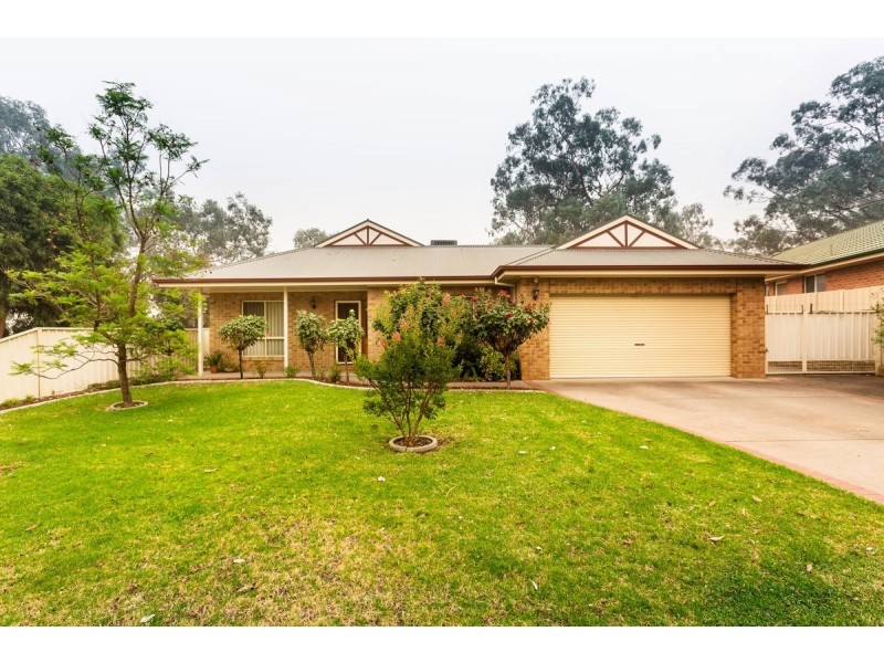 27 Alawarra Road, Springdale Heights NSW 2641