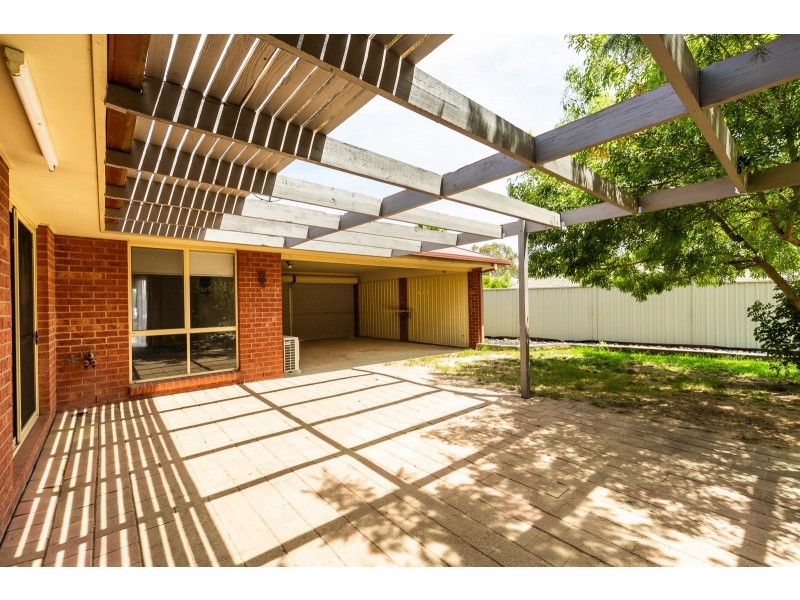 16 Nardoo Court, Thurgoona NSW 2640