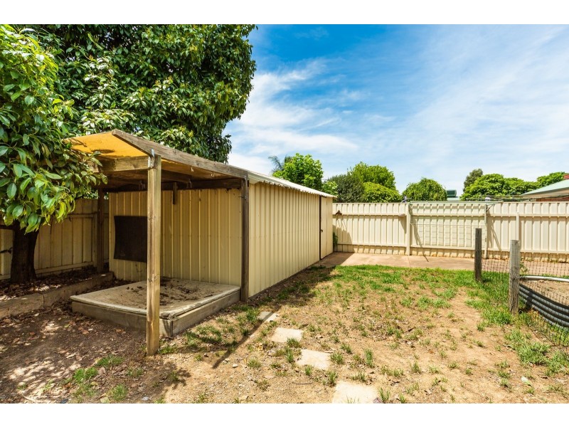 16 Nardoo Court, Thurgoona NSW 2640