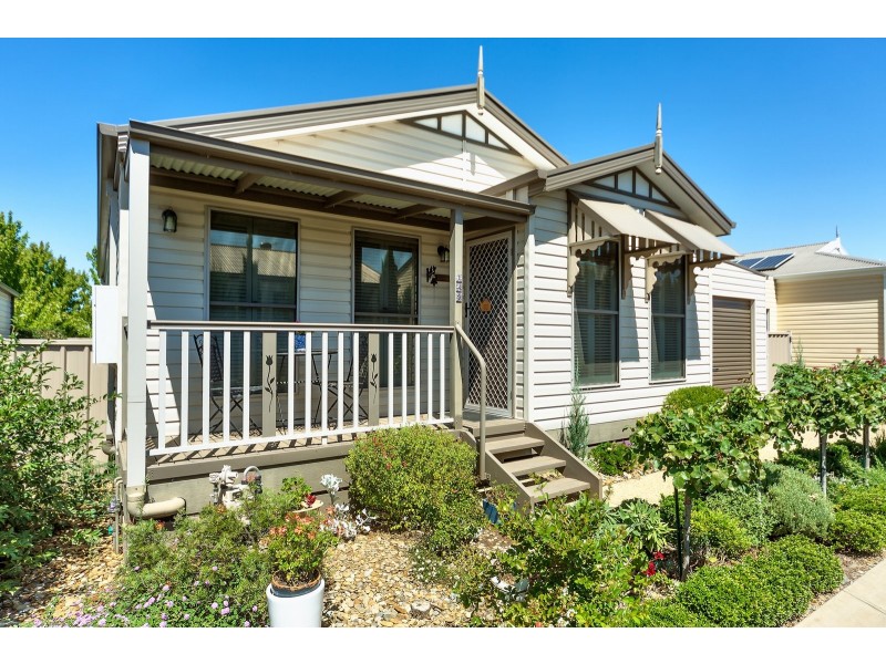 149/639 Kemp Street, Lavington NSW 2641