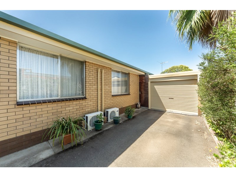 3/392 Kotthoff Street, Lavington NSW 2641