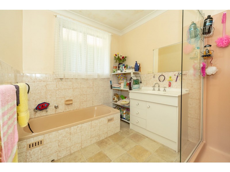 3/392 Kotthoff Street, Lavington NSW 2641