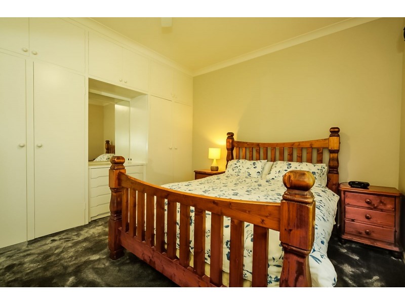 449 Reid Avenue, Lavington NSW 2641