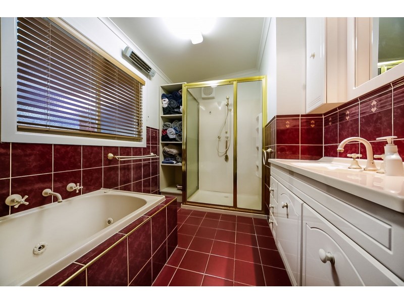 449 Reid Avenue, Lavington NSW 2641