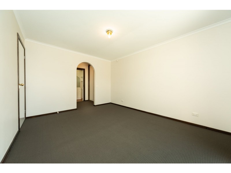 364 Jacinta Court, Lavington NSW 2641