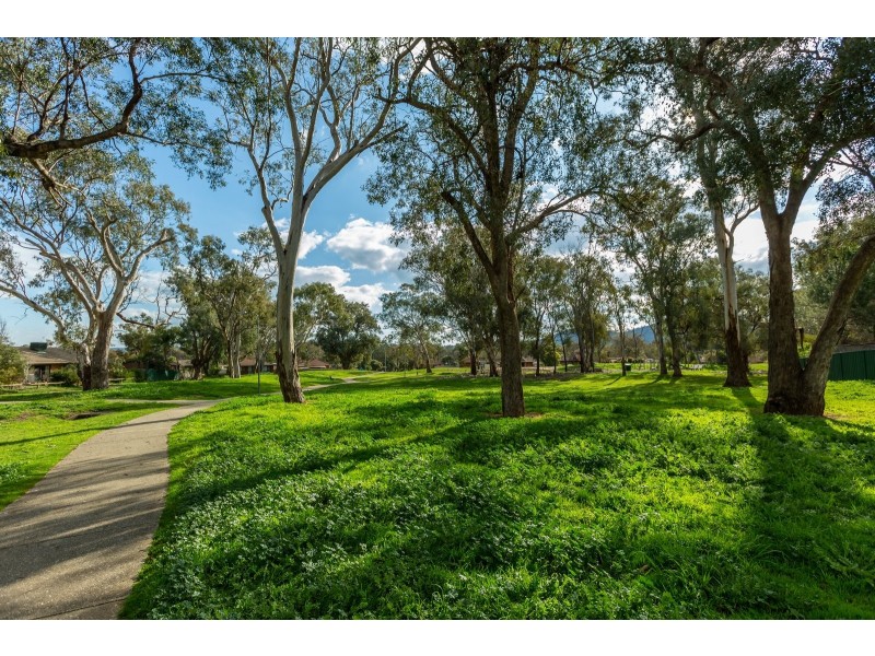 20 Candlebark Street, Thurgoona NSW 2640