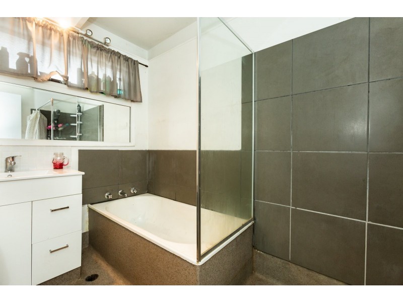 389 Dale Crescent, Lavington NSW 2641