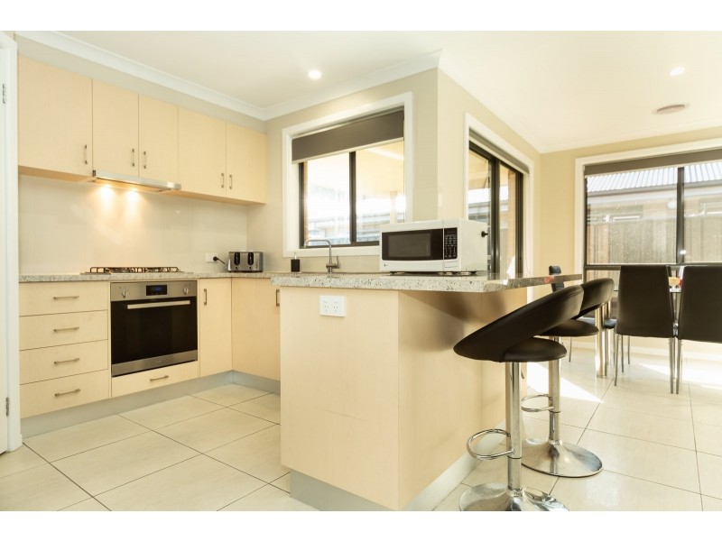 4 Ellora Court, Lavington NSW 2641