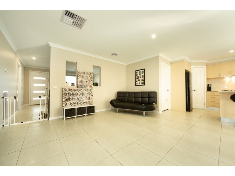 4 Ellora Court, Lavington NSW 2641