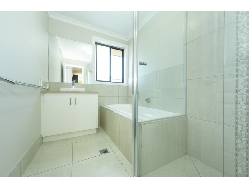 4 Ellora Court, Lavington NSW 2641