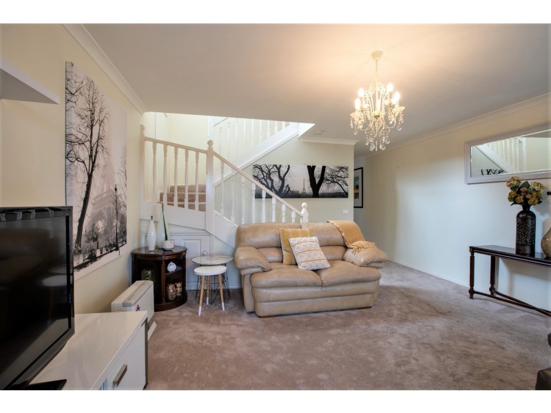 4/550 Kotthoff Street, Lavington NSW 2641