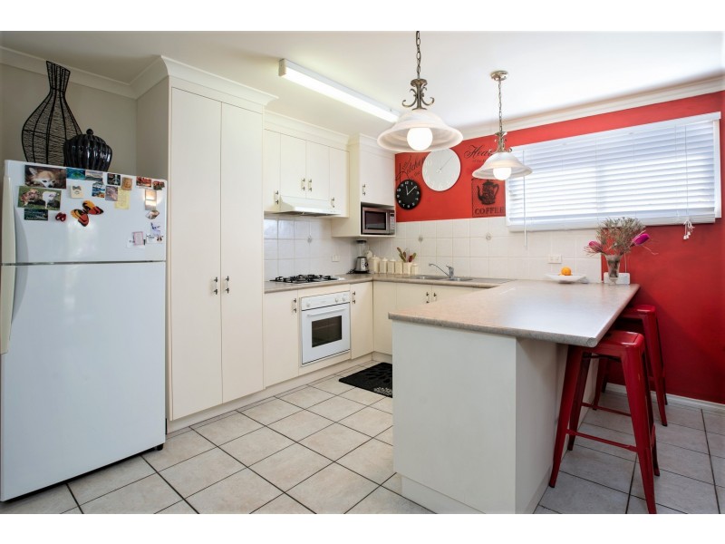 4/550 Kotthoff Street, Lavington NSW 2641