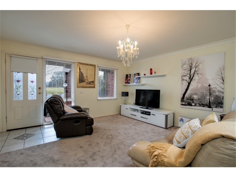 4/550 Kotthoff Street, Lavington NSW 2641