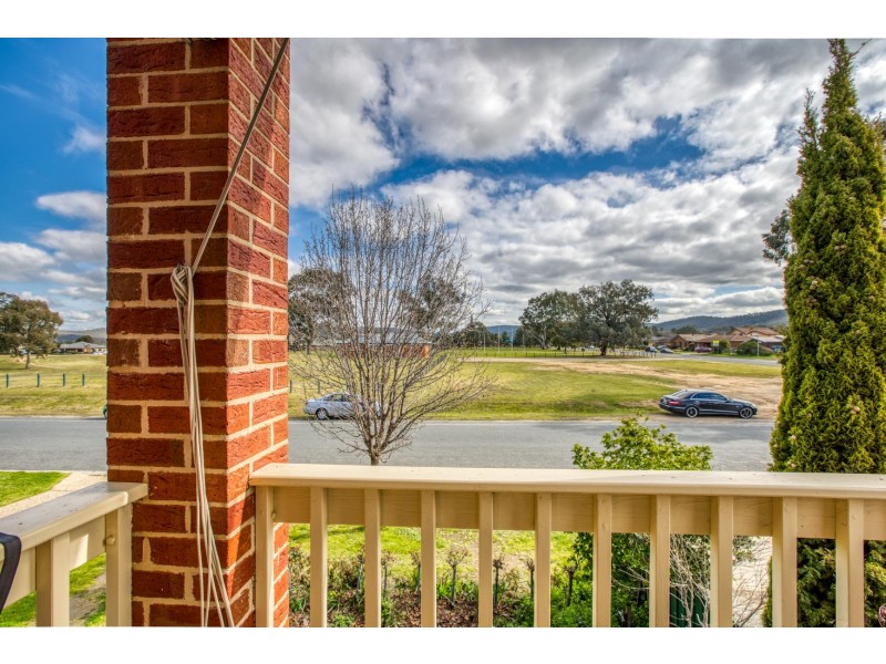 4/550 Kotthoff Street, Lavington NSW 2641