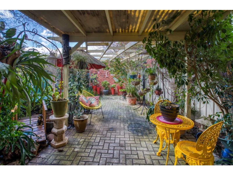 4/550 Kotthoff Street, Lavington NSW 2641