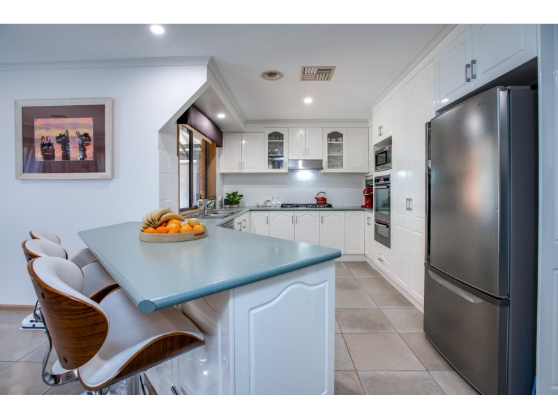 12 Hoad Close, Glenroy NSW 2640