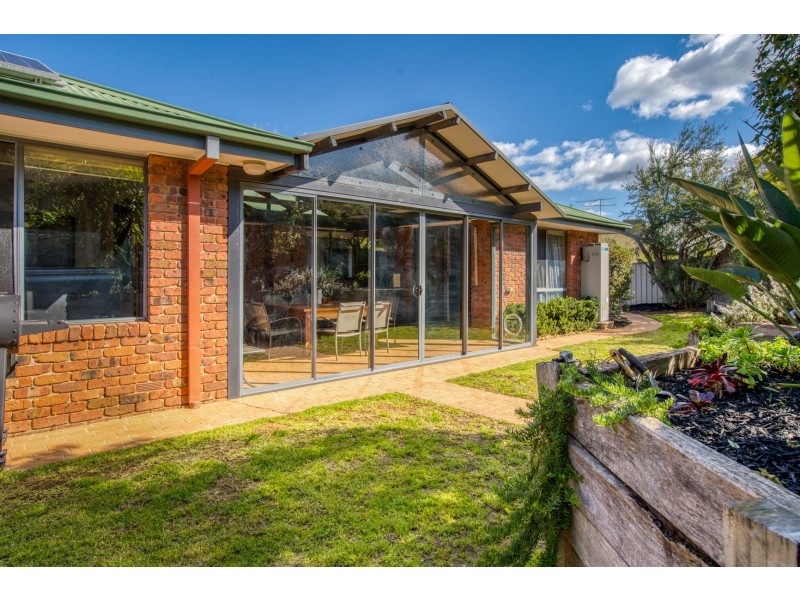 12 Hoad Close, Glenroy NSW 2640