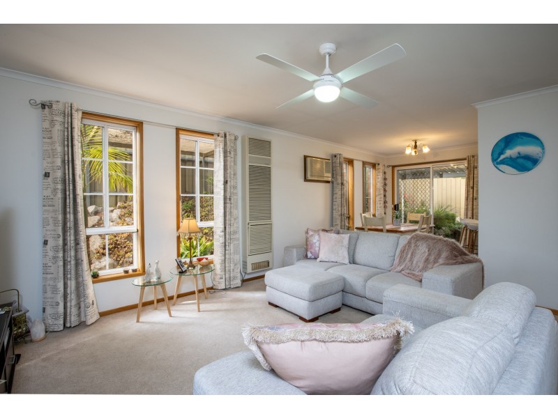 2/565 Seymour Street, Lavington NSW 2641