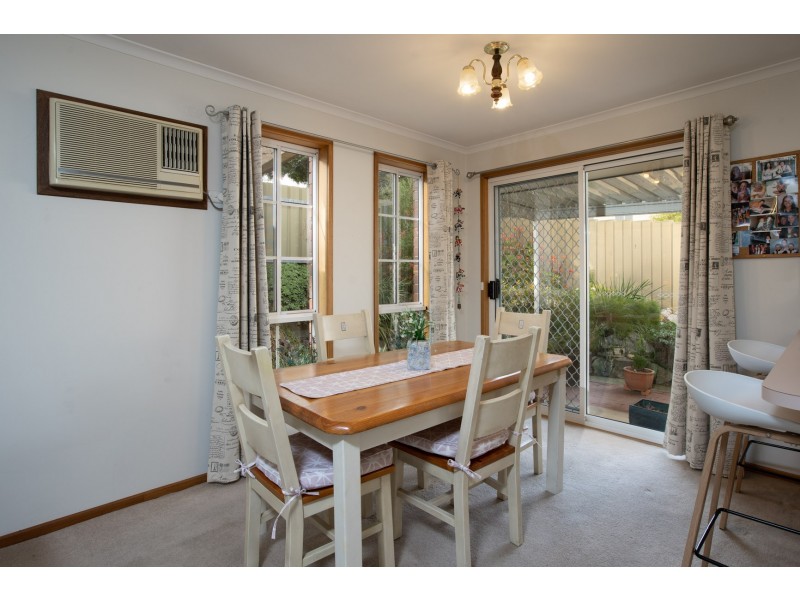 2/565 Seymour Street, Lavington NSW 2641