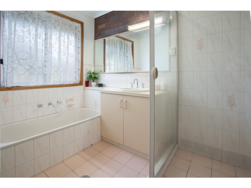 2/565 Seymour Street, Lavington NSW 2641