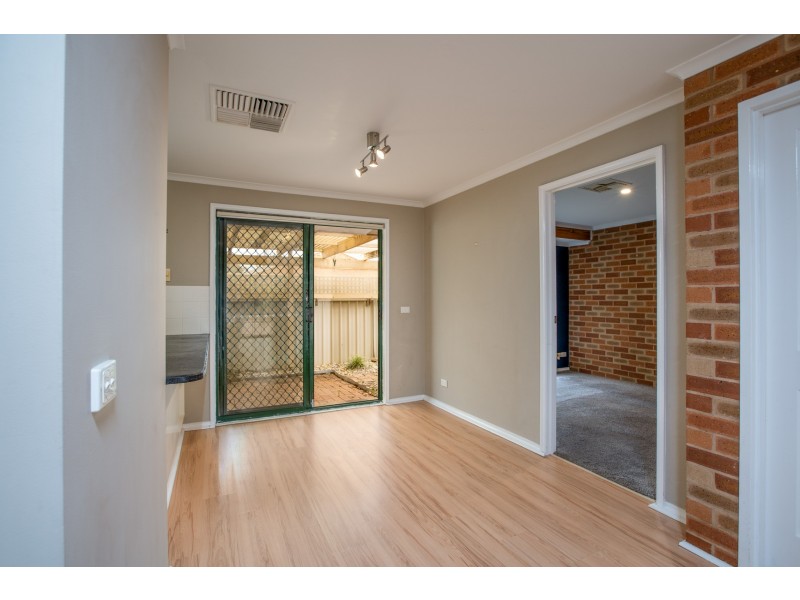 1/14 Tristan Court, Lavington NSW 2641