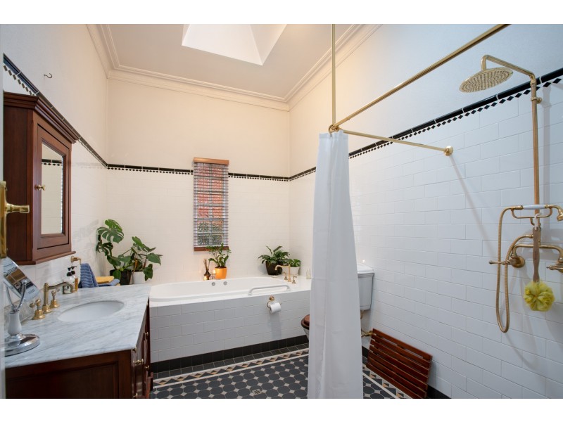 428 Guinea Street, Albury NSW 2640