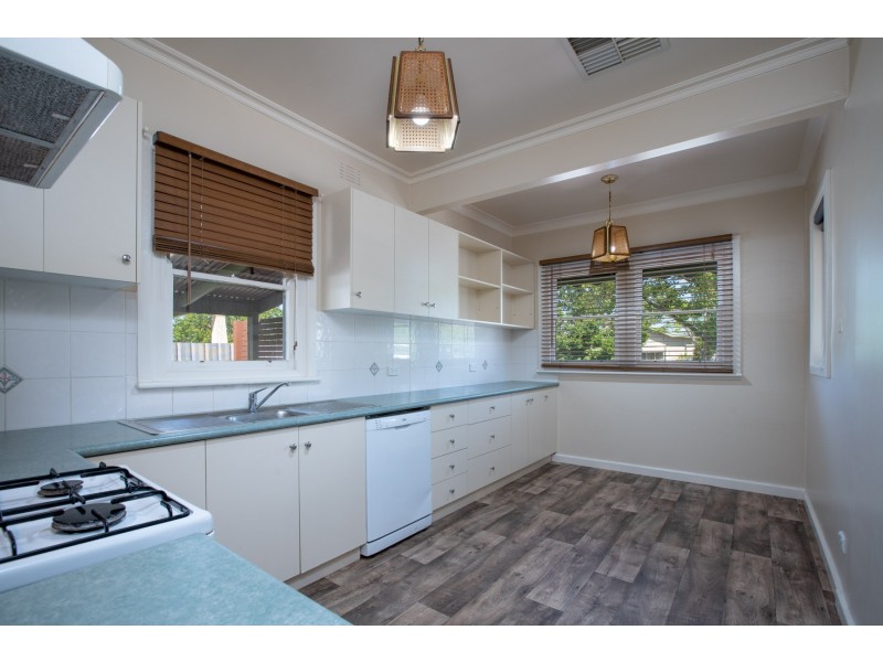 1034 Corella Street, North Albury NSW 2640