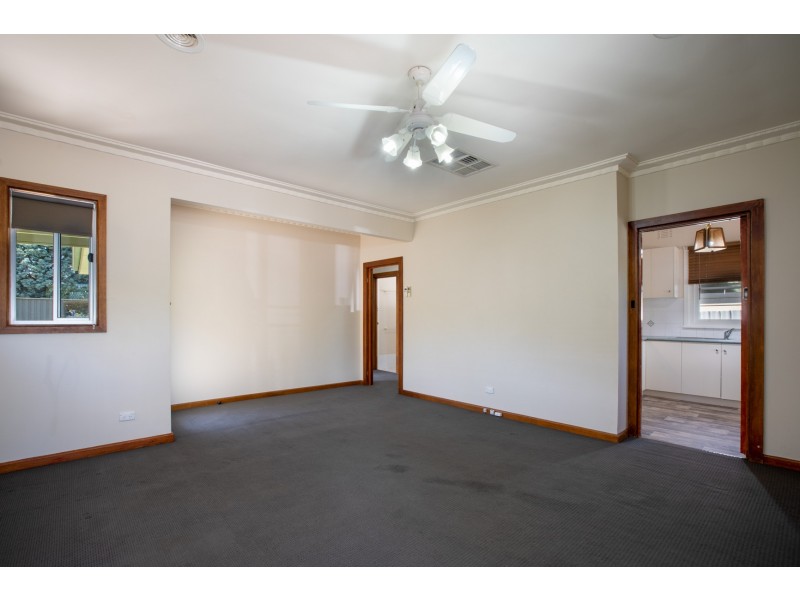 1034 Corella Street, North Albury NSW 2640