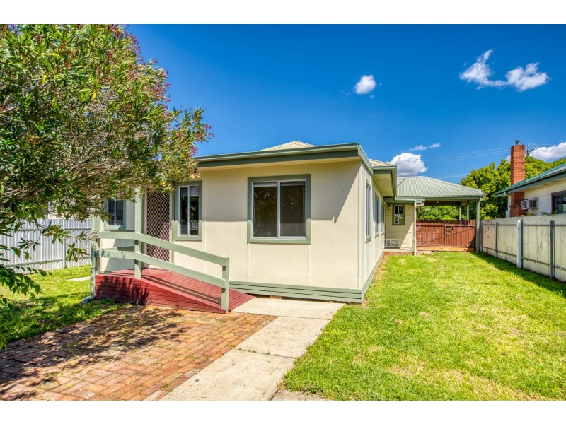 1034 Corella Street, North Albury NSW 2640