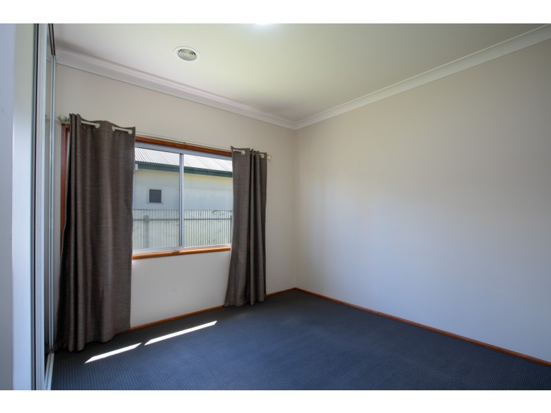 1034 Corella Street, North Albury NSW 2640
