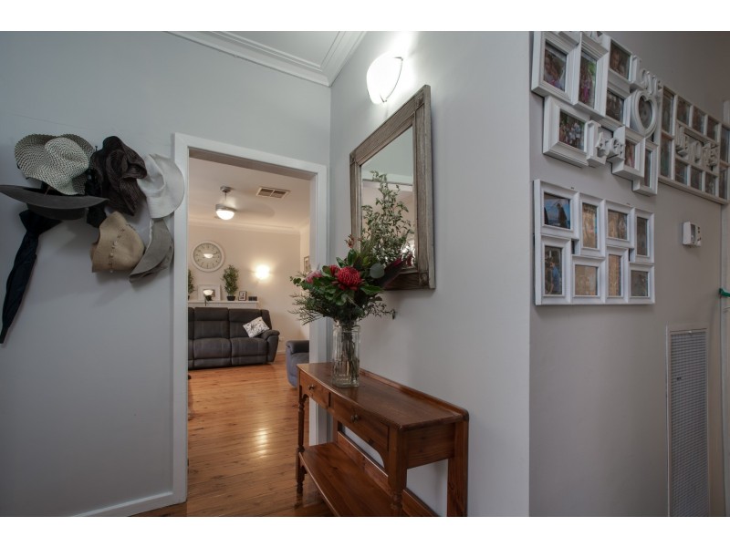 934 Calimo Street, North Albury NSW 2640