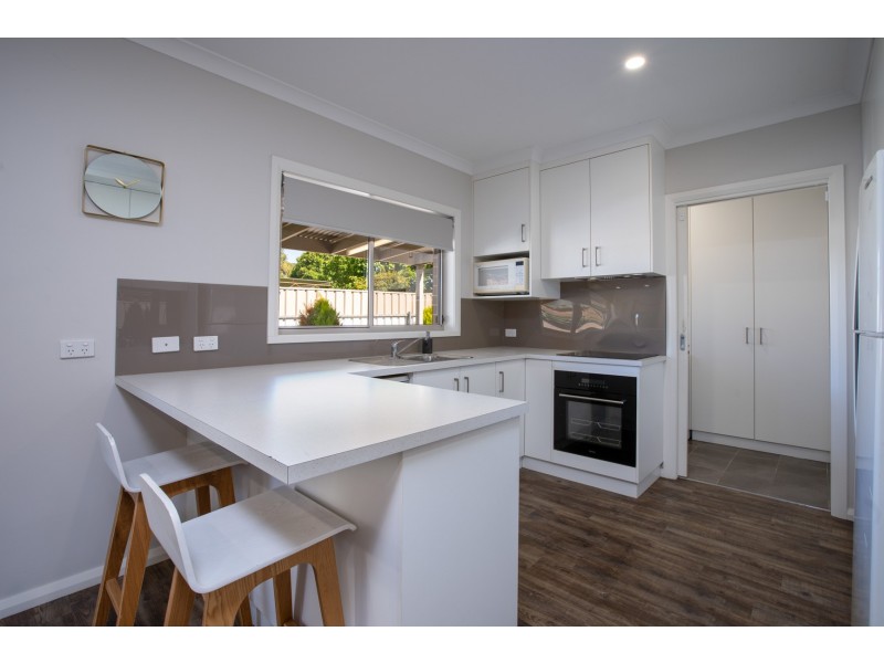 3/509 Kotthoff Street, Lavington NSW 2641